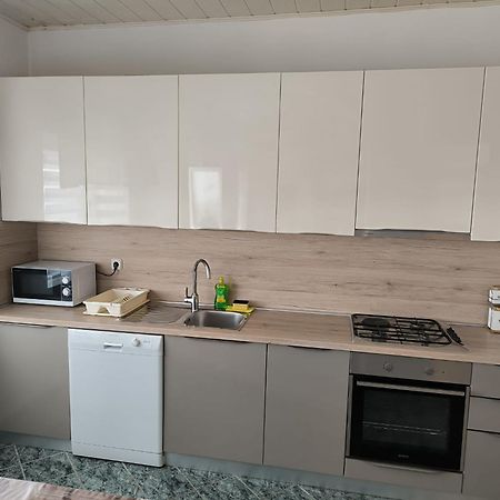 Apartment Jadranka Brist Bagian luar foto