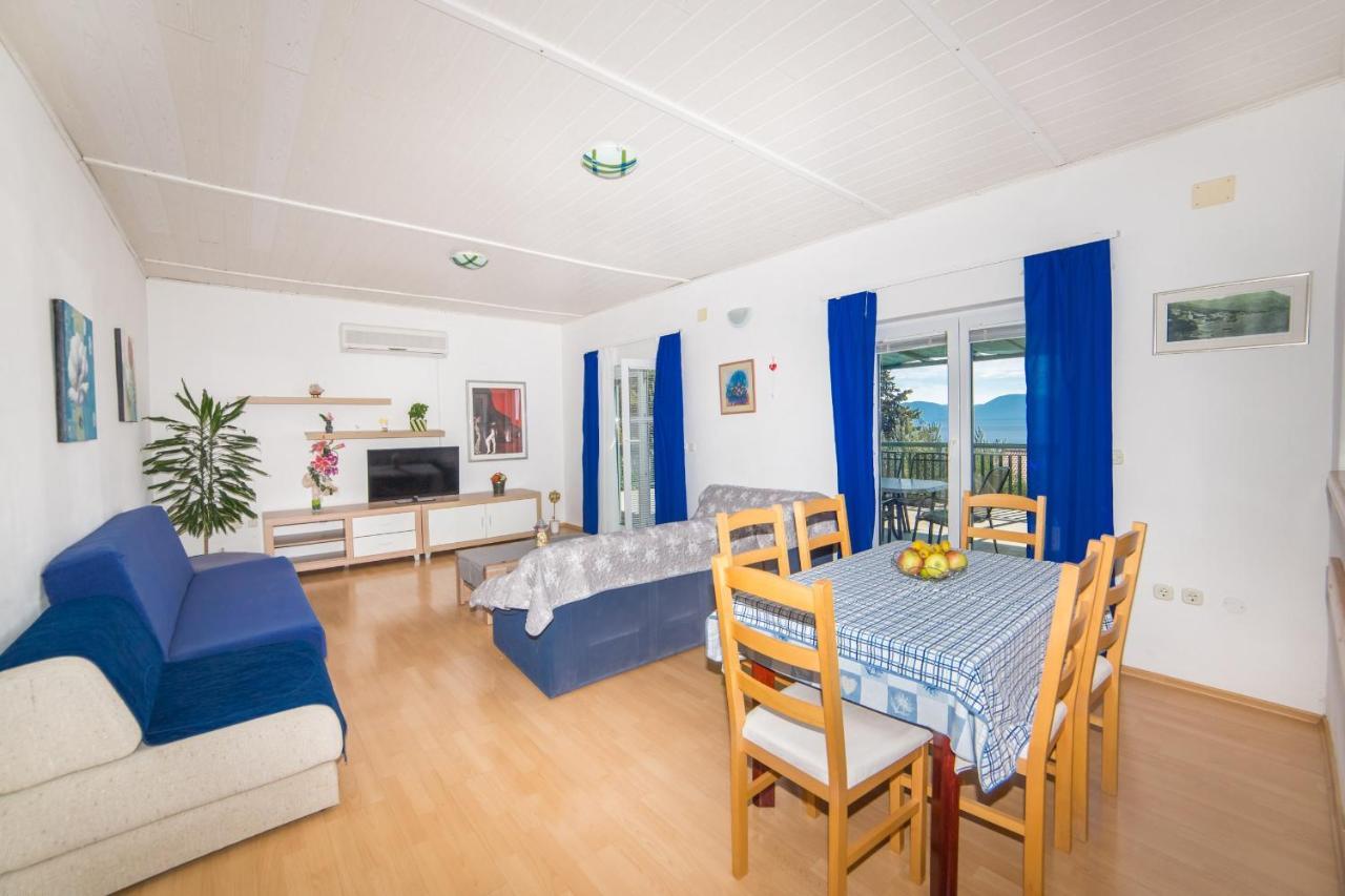 Apartment Jadranka Brist Bagian luar foto
